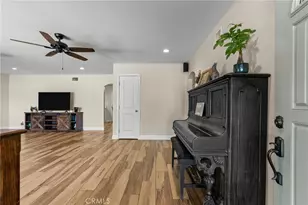 23044 Hilse, Newhall, CA 91321 - Photo 7