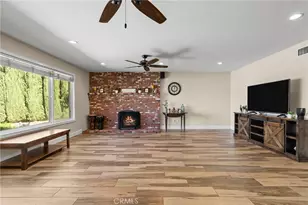23044 Hilse, Newhall, CA 91321 - Photo 9