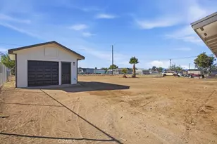 22191 Kayenta Rd, Apple Valley, CA 92308 - Photo 31