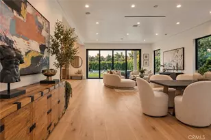22816 Erwin, Woodland Hills, CA 91367 - Photo 3