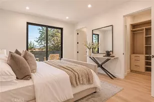 22816 Erwin, Woodland Hills, CA 91367 - Photo 17