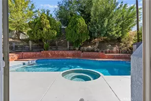 24716 Fain, Newhall, CA 91321 - Photo 31