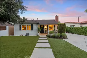 22227 Avenue San Luis, Woodland Hills, CA 91364 - Photo 49