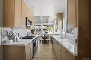 20253 Hamlin St, Winnetka, CA 91306 - Photo 9
