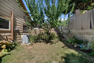 13936 Olive Grove Lane, Sylmar, CA 91342 - Photo 21