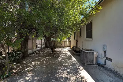 17115 Parthenia, Sherwood Forest, CA 91325 - Photo 31