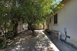 17115 Parthenia, Sherwood Forest, CA 91325 - Photo 31
