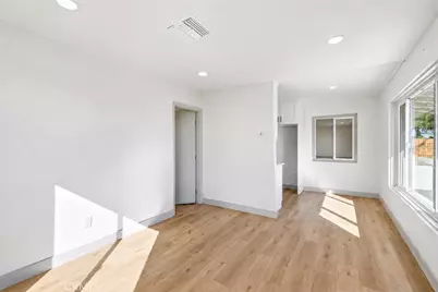 13841 E Avenue G8, Lancaster, CA 93535 - Photo 5
