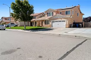43921 Freer Way, Lancaster, CA 93536 - Photo 1
