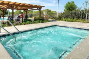 24050 Whitewater Dr, Valencia, CA 91354 - Photo 31