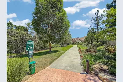 128 Laurel Ridge, Simi Valley, CA 93065 - Photo 31