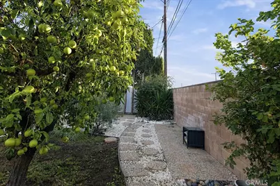 10623 Gothic Avenue, Granada Hills, CA 91344 - Photo 45