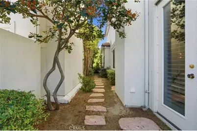 24813 Calle Cedro, Calabasas, CA 91302 - Photo 13