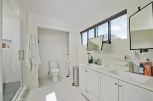 1945 W 91st Pl, Los Angeles, CA 90047 - Photo 15