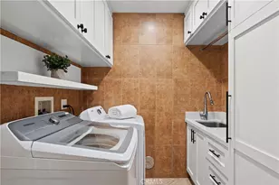 15014 Valleyheart, Sherman Oaks, CA 91403 - Photo 15