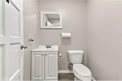 3316 W Victory Boulevard, Burbank, CA 91505 - Photo 25