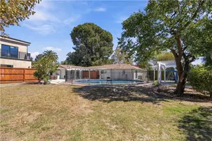8633 Zelzah, Northridge, CA 91325 - Photo 37