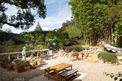 21149 Entrada Road, Topanga, CA 90290 - Photo 27