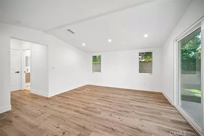 7831 Capistrano, West Hills, CA 91304 - Photo 39