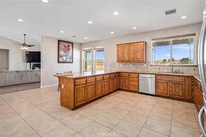 7740 West Avenue A6, Lancaster, CA 93536 - Photo 19
