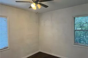 17630 Rhoda St, Encino, CA 91316 - Photo 9