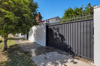 7400 Quartz, Winnetka, CA 91306 - Photo 29