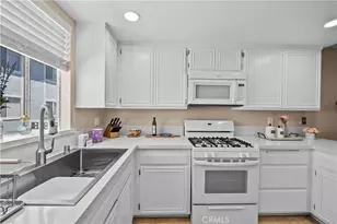 26806 Claudette St, Canyon Country, CA 91351 - Photo 11