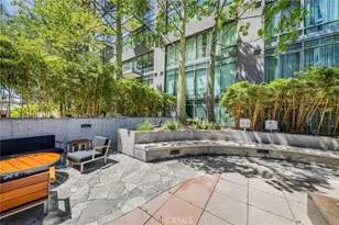 1111 S Grand Ave, Los Angeles, CA 90015 - Photo 41