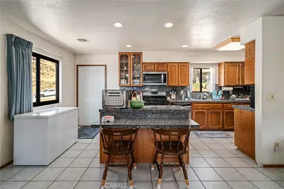 15031 Elizabeth Lake Rd, Lake Hughes, CA 93532 - Photo 19