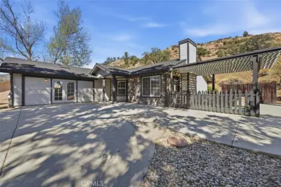 26631 Bear Valley, Tehachapi, CA 93561 - Photo 3