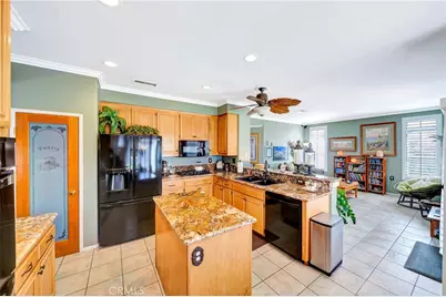 42025 Allan Drive, Lancaster, CA 93536 - Photo 29