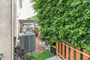 7129 Forbes Ave, Lake Balboa, CA 91406 - Photo 47