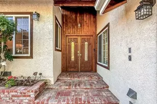 28348 Laura La Plante Dr, Agoura Hills, CA 91301 - Photo 3