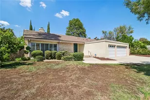 20463 Bermuda St, Chatsworth, CA 91311 - Photo 3