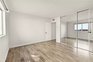 5403 Newcastle Ave, Encino, CA 91316 - Photo 9