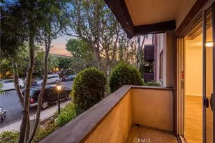 5403 Newcastle Ave, Encino, CA 91316 - Photo 19