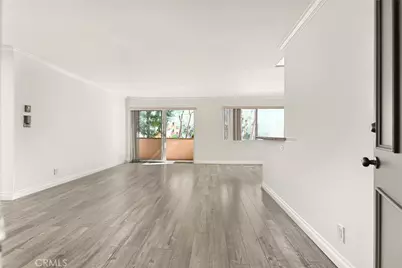 5403 Newcastle Avenue, Encino, CA 91316 - Photo 7