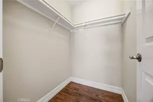 19208 Hamlin St, Reseda, CA 91335 - Photo 13