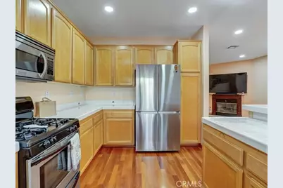 10025 Topanga Canyon #108, Chatsworth, CA 91311 - Photo 9