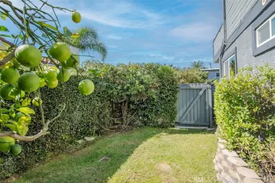 1916 #3 Grant, Redondo Beach, CA 90278 - Photo 3