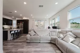 12814 N Watt Ln, Sylmar, CA 91342 - Photo 37