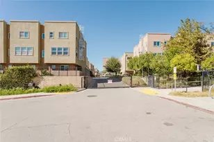 12814 N Watt Ln, Sylmar, CA 91342 - Photo 51