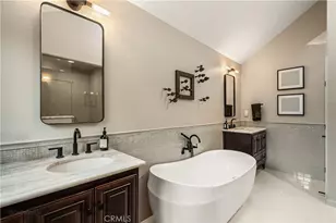 26039 Lucerne Ct, Valencia, CA 91355 - Photo 47