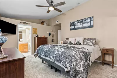 22456 Barcotta Drive, Saugus, CA 91350 - Photo 27