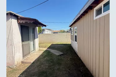 3401 110th Street, Inglewood, CA 90303 - Photo 17