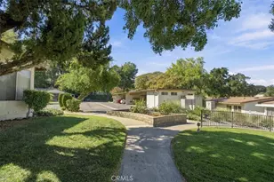 19348 Ave Of The Oaks, Newhall, CA 91321 - Photo 17