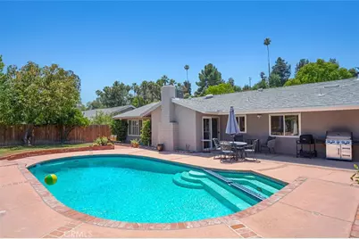 5630 Valley Circle Boulevard, Woodland Hills, CA 91367 - Photo 17