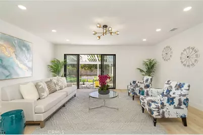 17200 Lanark Street, Lake Balboa, CA 91406 - Photo 9