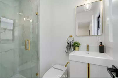 17200 Lanark Street, Lake Balboa, CA 91406 - Photo 19