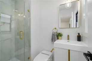 17200 Lanark St, Lake Balboa, CA 91406 - Photo 19